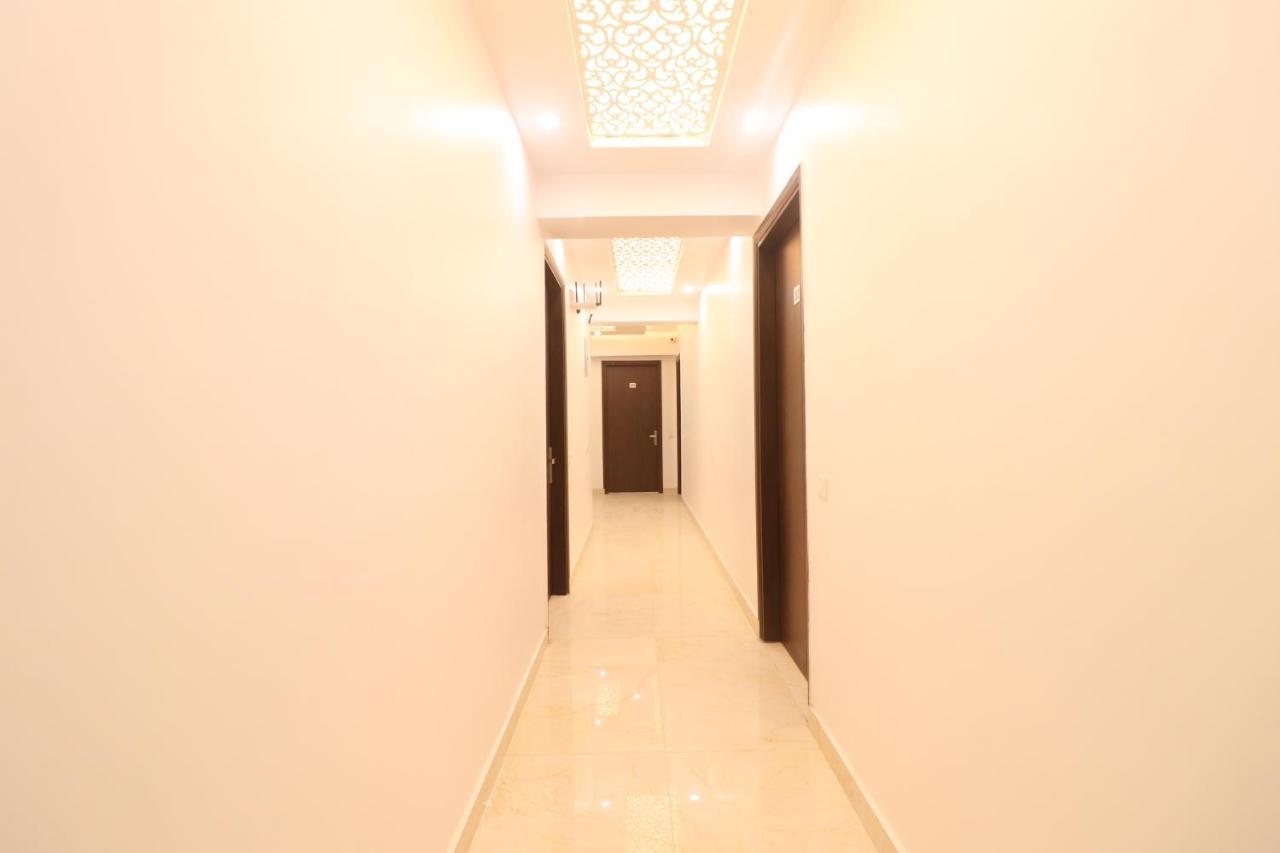 Hotel King Plaza 뉴델리 외부 사진